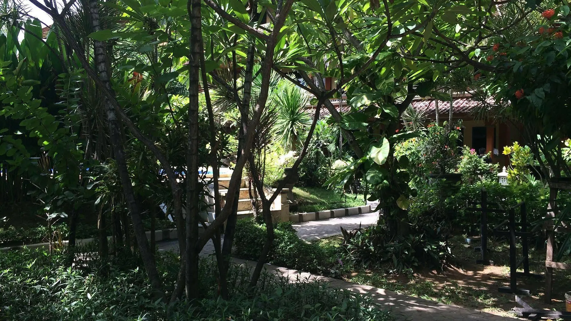 Suka Beach Inn Kuta Lombok 3*,